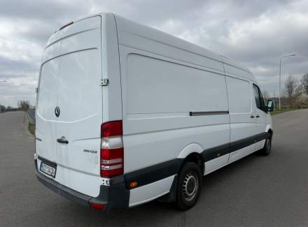 Mercedes-Benz - Sprinter