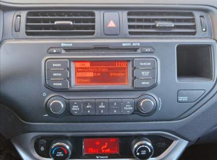 Kia - Rio