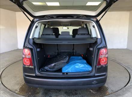 Volkswagen - Touran