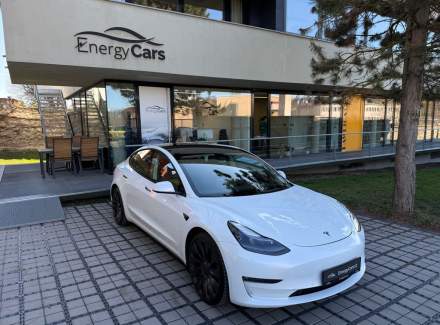 Tesla - Model 3