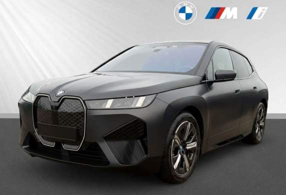 BMW - iX