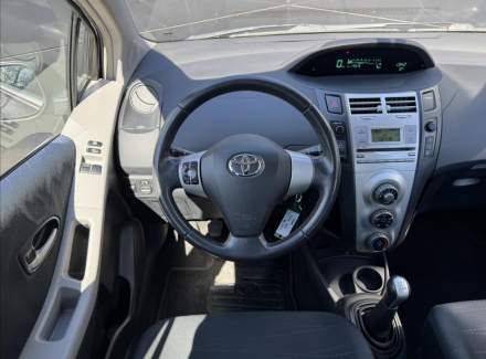 Toyota - Yaris