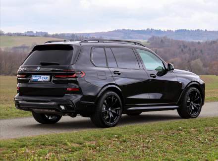 BMW - X7