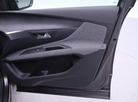 Peugeot - 3008