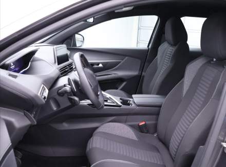 Peugeot - 3008