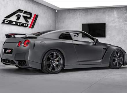 Nissan - GT-R