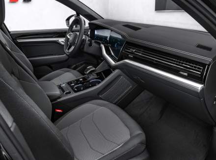 Volkswagen - Touareg