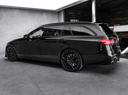 Mercedes-Benz - E-class