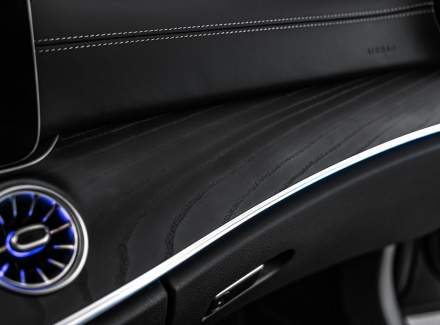 Mercedes-Benz - E-class