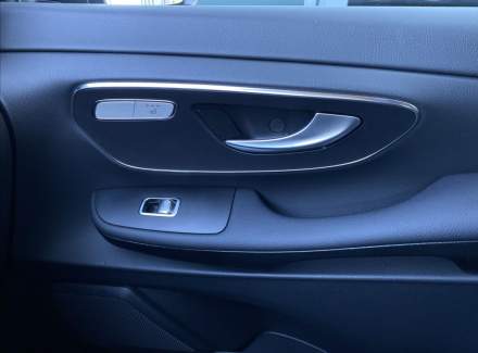 Mercedes-Benz - V-class