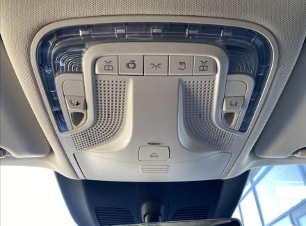 Mercedes-Benz - V-class