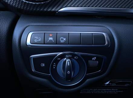 Mercedes-Benz - V-class