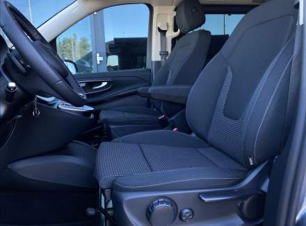 Mercedes-Benz - V-class