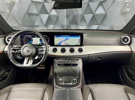 Mercedes-Benz - E-class
