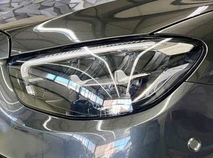 Mercedes-Benz - E-class