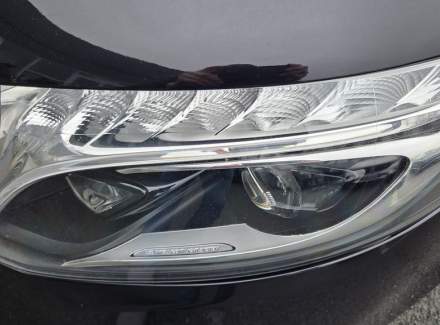 Mercedes-Benz - Vito