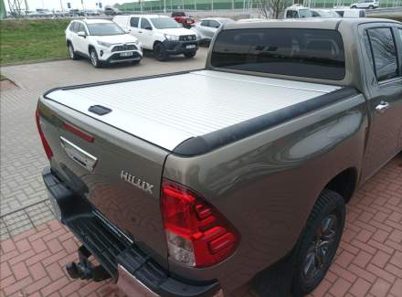 Toyota - Hilux