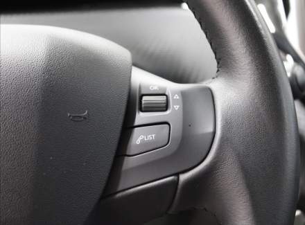 Peugeot - 2008