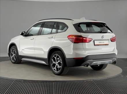 BMW - X1