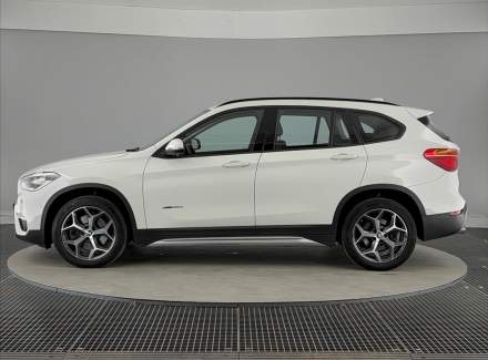 BMW - X1