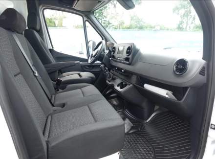 Mercedes-Benz - Sprinter