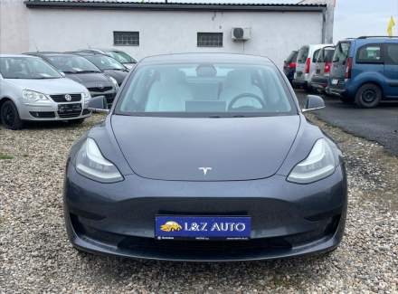 Tesla - Model 3