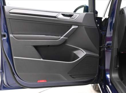 Volkswagen - Touran