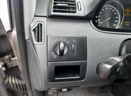 Mercedes-Benz - Vito