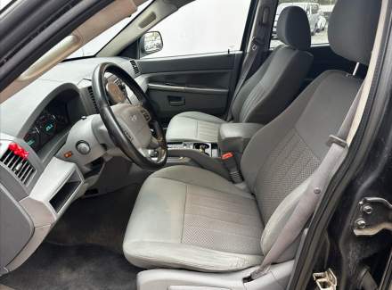 Jeep - Grand Cherokee