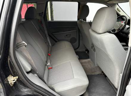 Jeep - Grand Cherokee