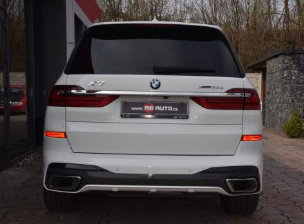 BMW - X7