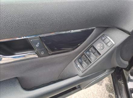 Mercedes-Benz - C-class