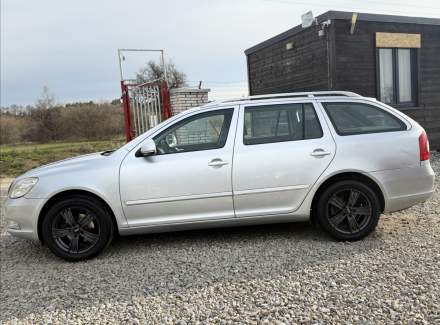 Škoda - Octavia