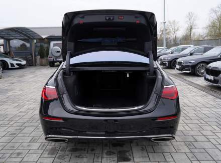 Mercedes-Benz - S-class