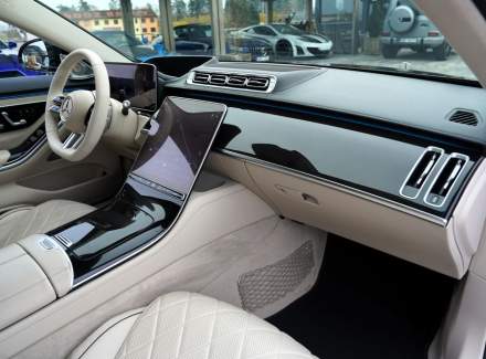 Mercedes-Benz - S-class