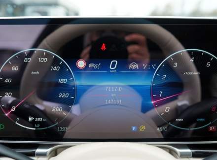 Mercedes-Benz - S-class