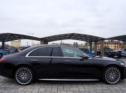 Mercedes-Benz - S-class