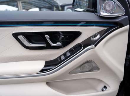 Mercedes-Benz - S-class