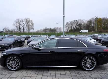 Mercedes-Benz - S-class