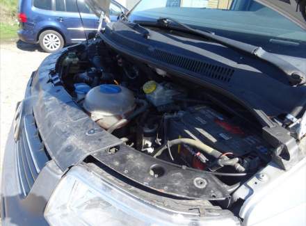 Volkswagen - Caravelle