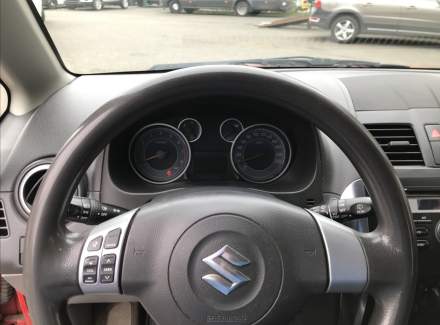 Suzuki - SX4