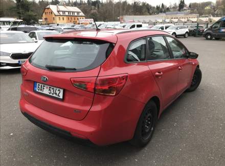 Kia - Cee'd