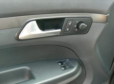 Volkswagen - Touran