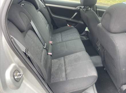 Peugeot - 407