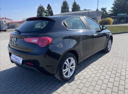 Alfa Romeo - Giulietta