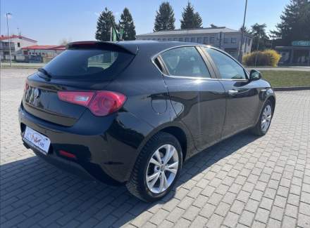 Alfa Romeo - Giulietta