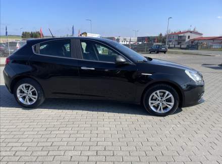 Alfa Romeo - Giulietta