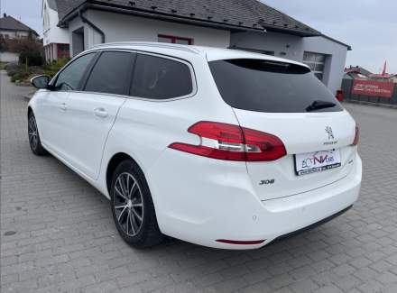Peugeot - 308
