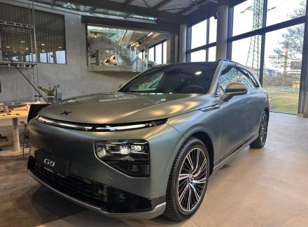 XPENG - G9