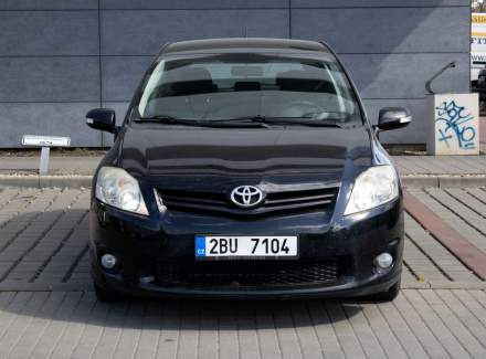 Toyota - Auris